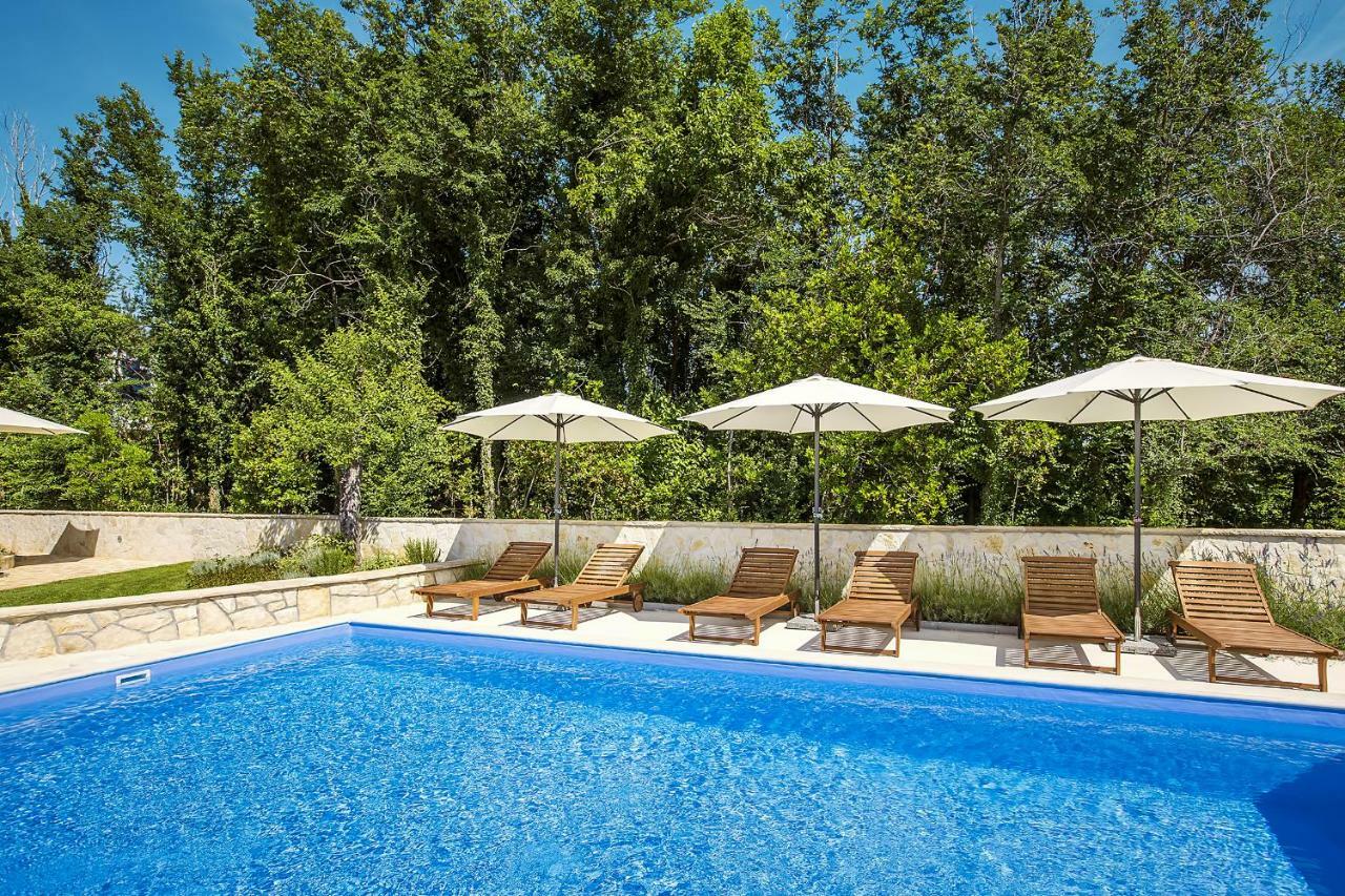 Residence Mediterraneo II Башка Экстерьер фото