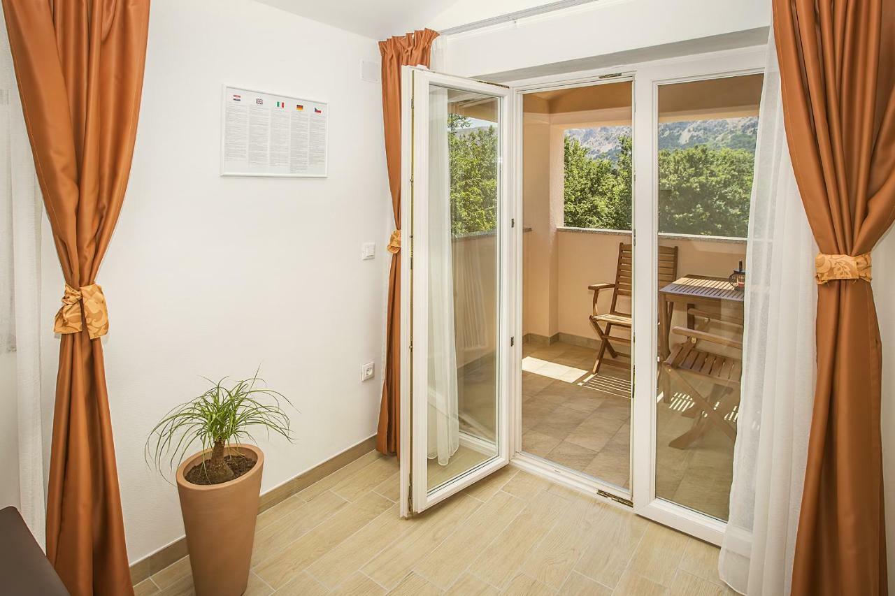 Residence Mediterraneo II Башка Экстерьер фото